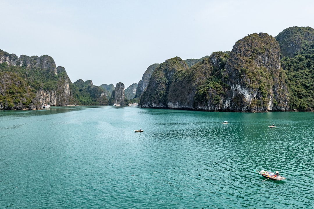 Vietnam Network Coverage 2026: Top Operators & eSIM