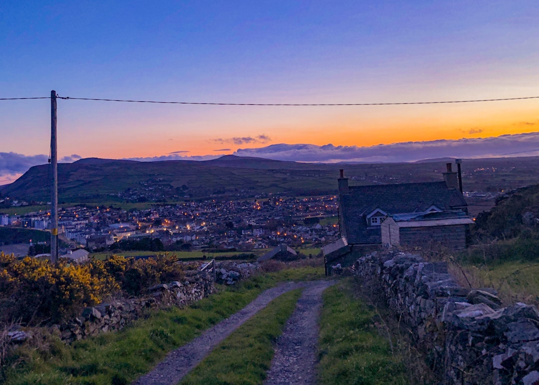 Isle Of Man Network Coverage 2026: Top Operators & eSIM