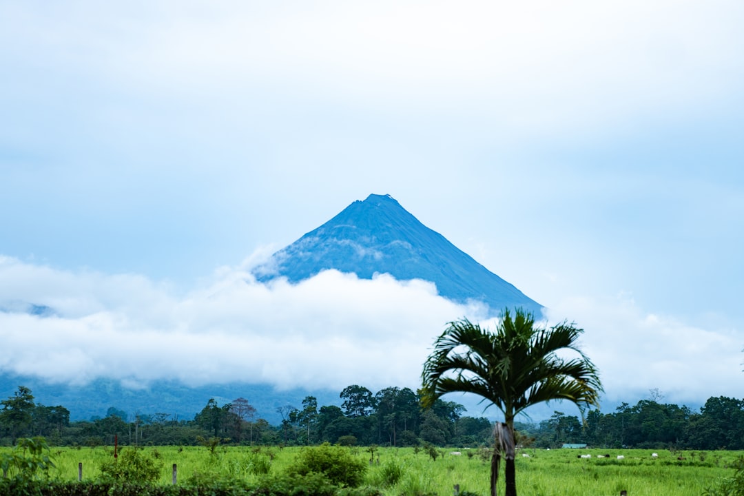 Best eSIM for Traveling to Costa Rica in 2026: Plans, Prices & Tips