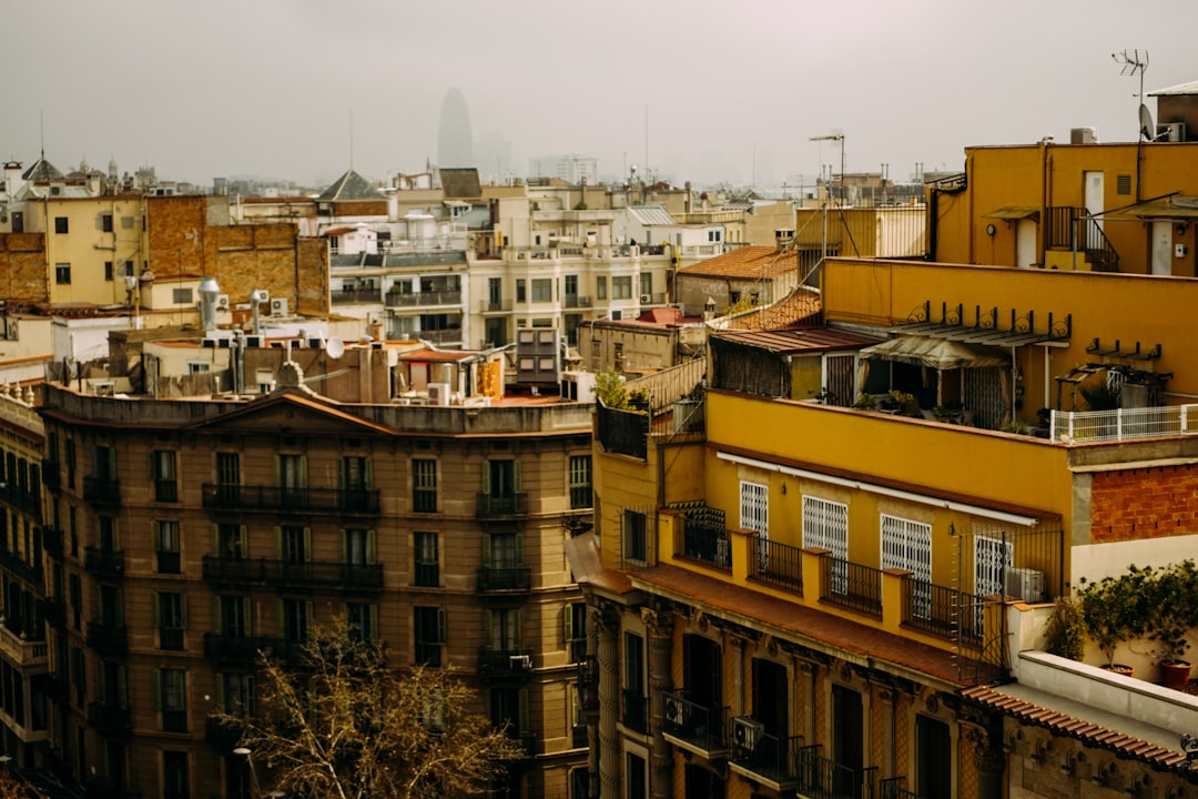 Barcelona Travel Guide: Top Attractions & Hidden Gems (2026)